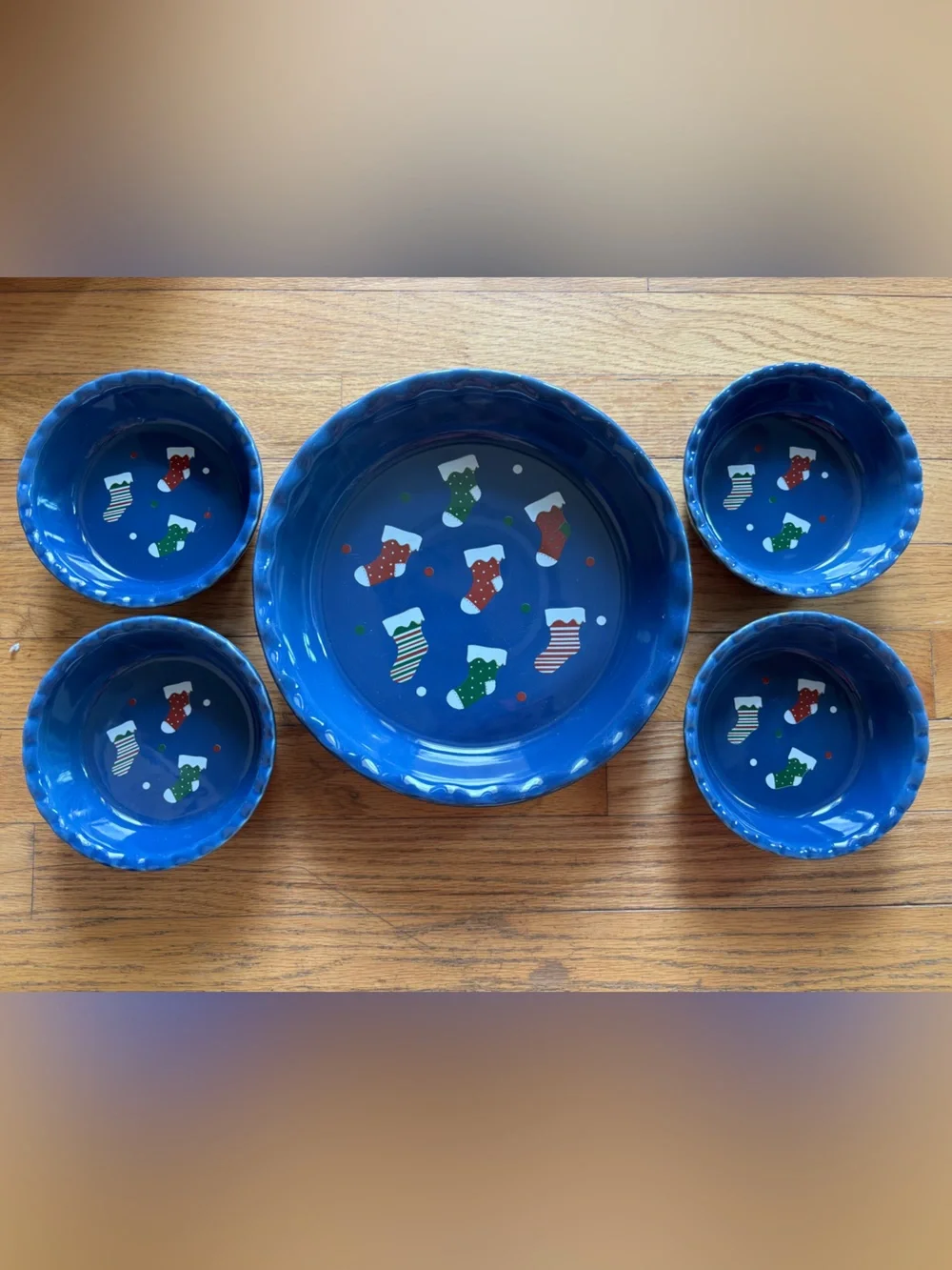 Nantucker Blue Holiday Stocking Ceramic Pie Pan Bowl Set NWOT